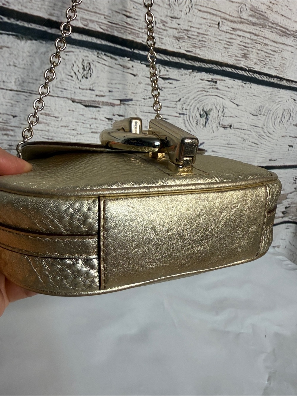 Diane Von Furstenberg Metallic Gold pebble Leather Crossbody Bag w Chain Strap - Picture 7 of 10